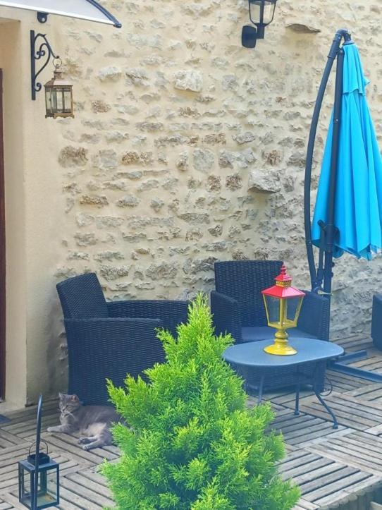 Les Allumettes D'Ecorsaint Luaran gambar