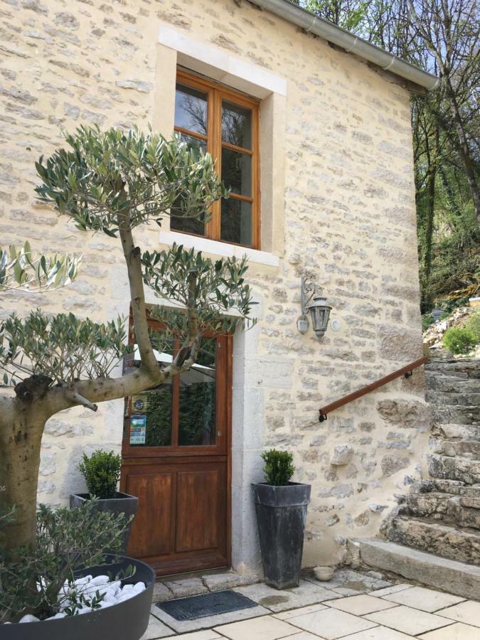 Les Allumettes D'Ecorsaint Luaran gambar